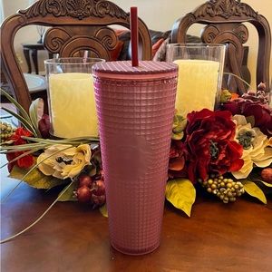 Starbucks NWT Rose Pink Grid Aurora Iridescent Soft Touch 2023 Venti Tumbler